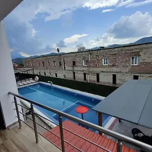 Resort Unique Gramsh