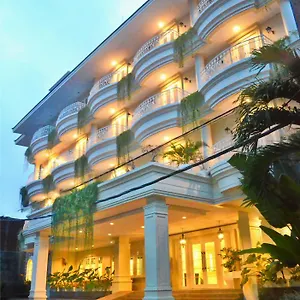 Amalfi 3*, Семиньяк Индонезия